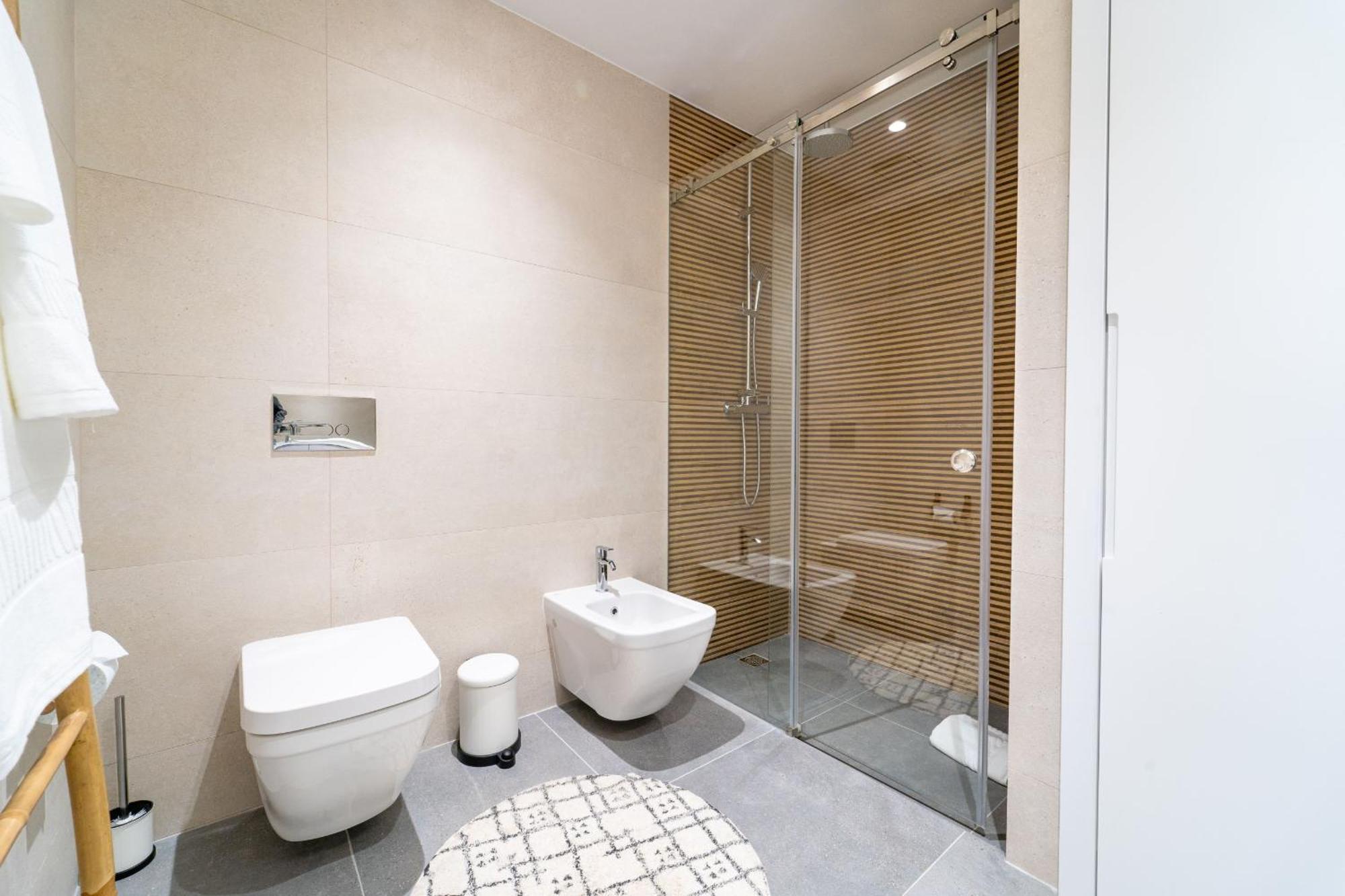 Joao Da Ponte - T1 Altice Forum By House And People